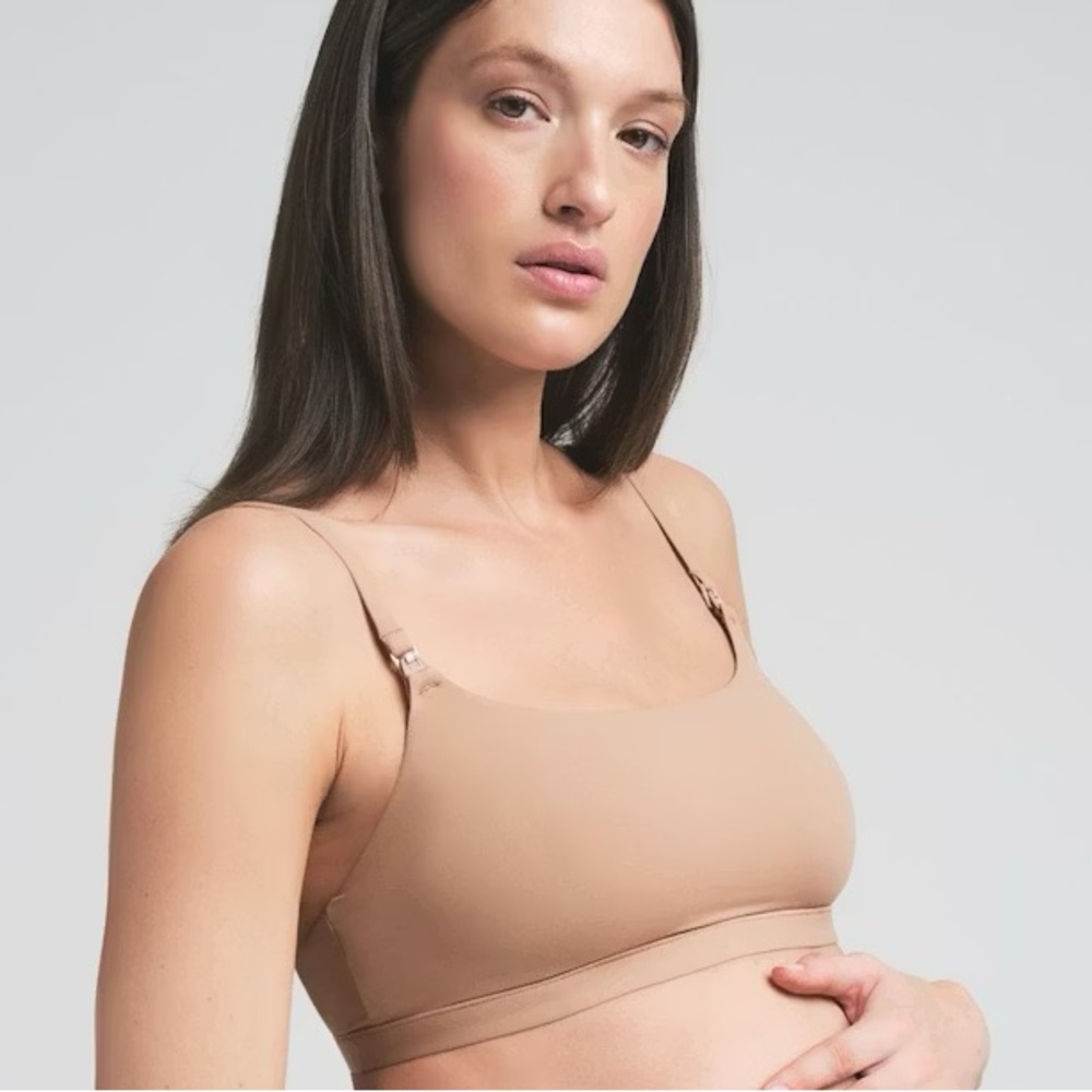 Skims Fits Everybody Maternity Nursing Scoop Bralette